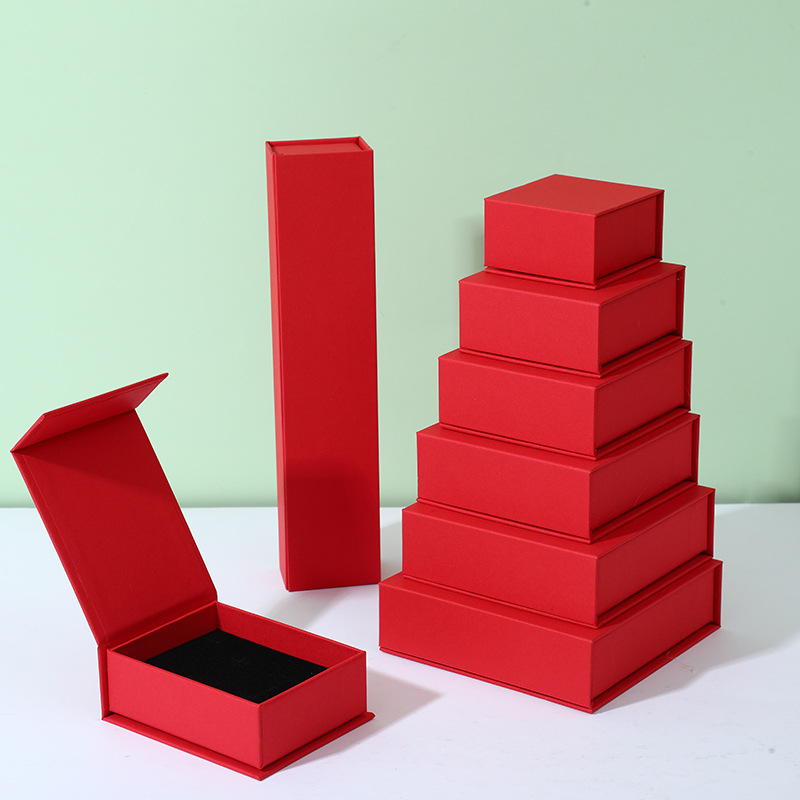 Versatile Magnetic Flip-Top Jewelry Box 展示图 1