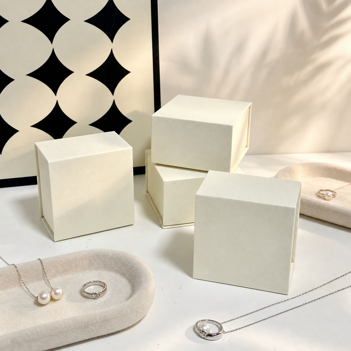 Magnetic Flip-Top Multi-Purpose Jewelry Box 展示图 8