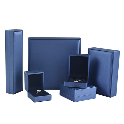 Brushed PU Leather Luxury Flip-Top Jewelry Box detail 7
