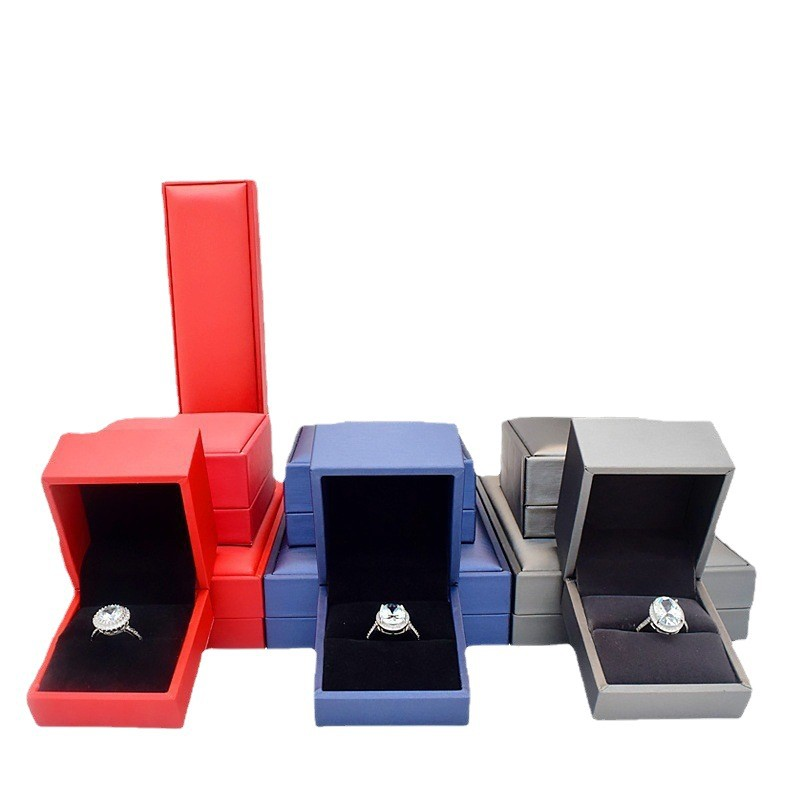 Brushed PU Leather Luxury Flip-Top Jewelry Box detail 8